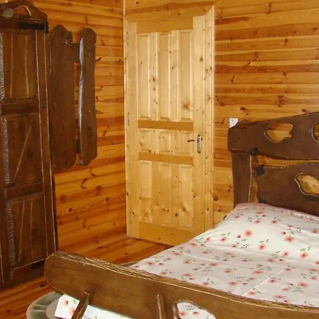 Приватна Садиба Сакура Yaremche